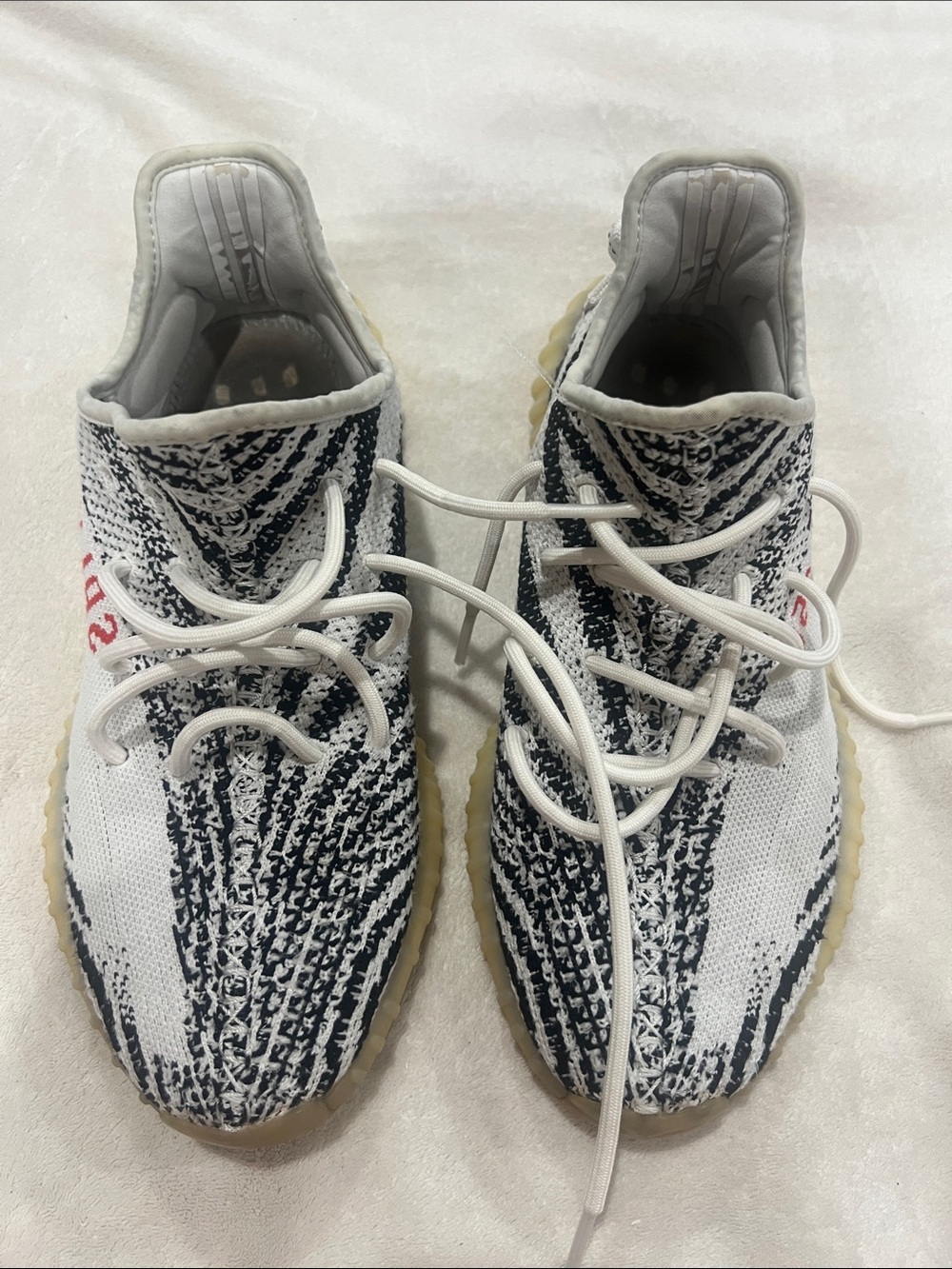 Yeezy Boost 350 V2 Zebra White Black with Red Stripe - Picture 2 of 6